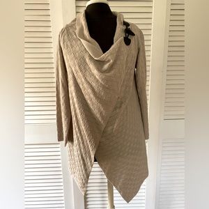 Venus sweater